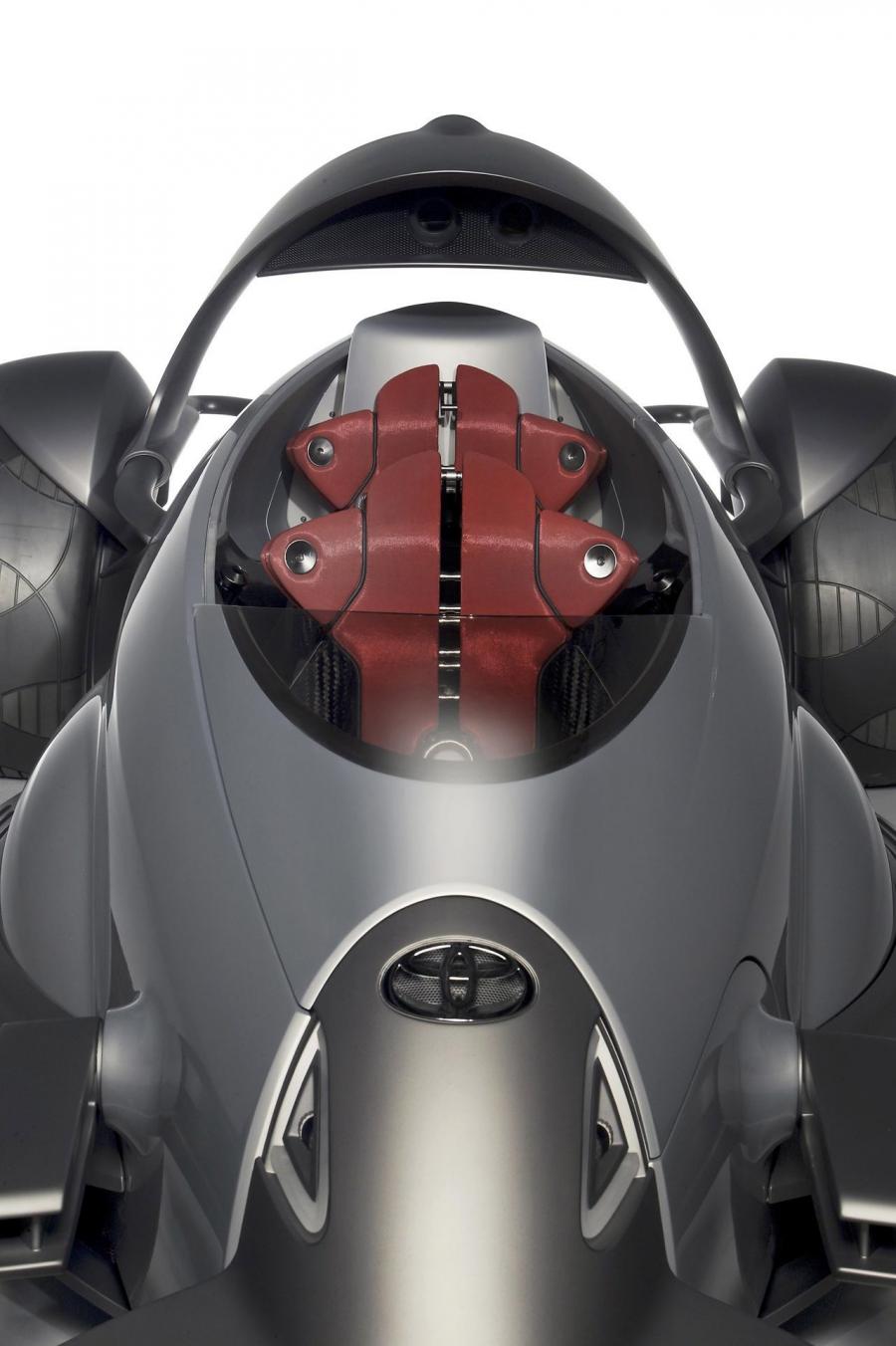  Toyota MTRC Concept 2004 года  (фото 20 из 24)